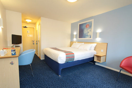 Travelodge Northampton Upton Way Værelse billede